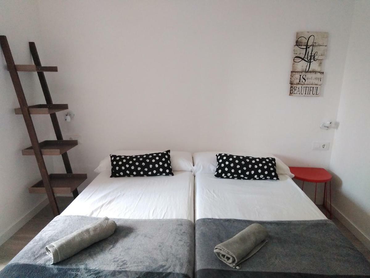 Aqua House 2*