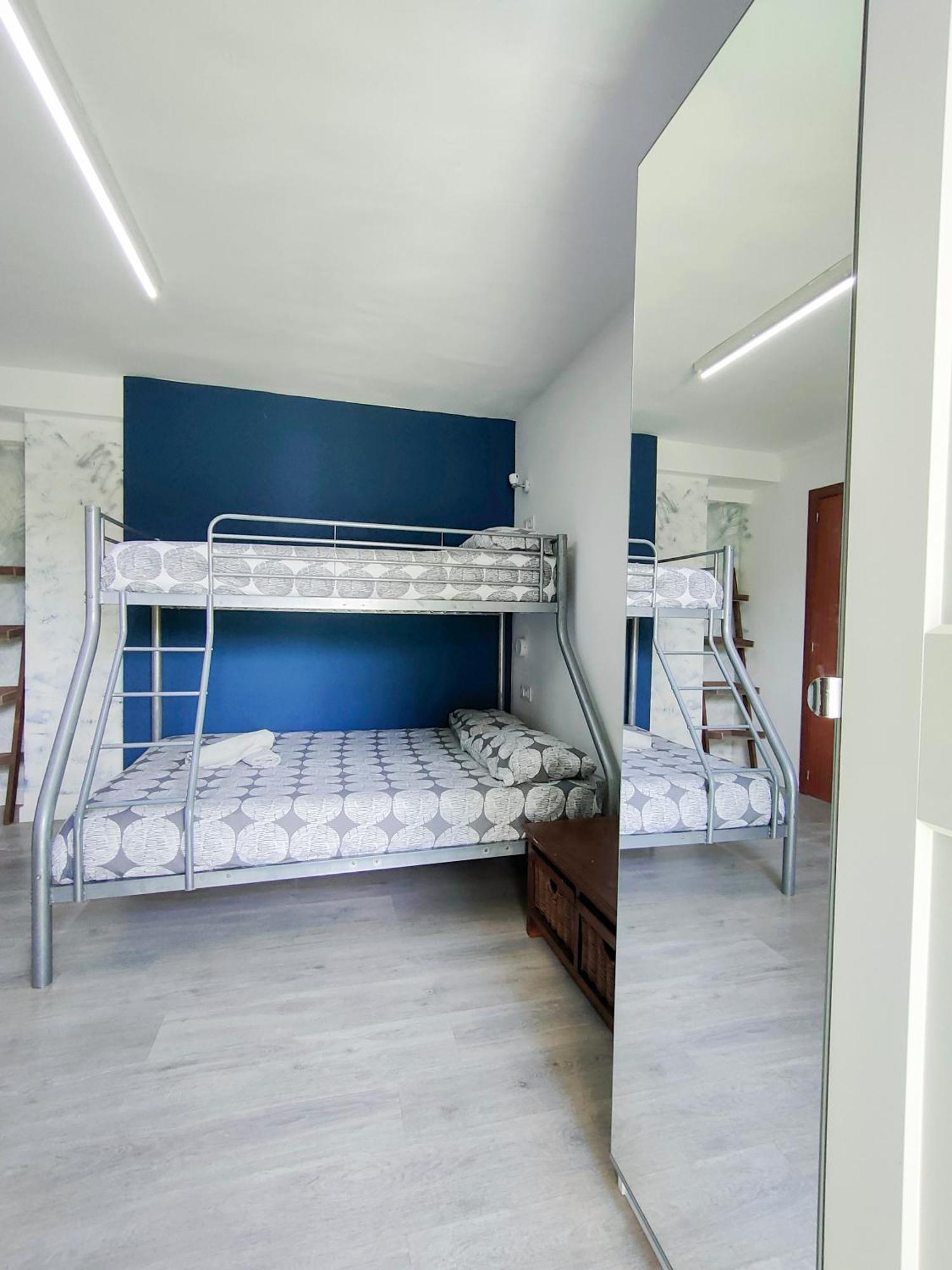 Aqua House Gasthuis 2*